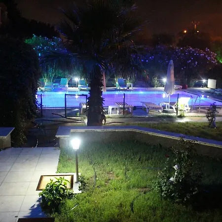 Lägenhetshotell 242 Gold Tower Antalya